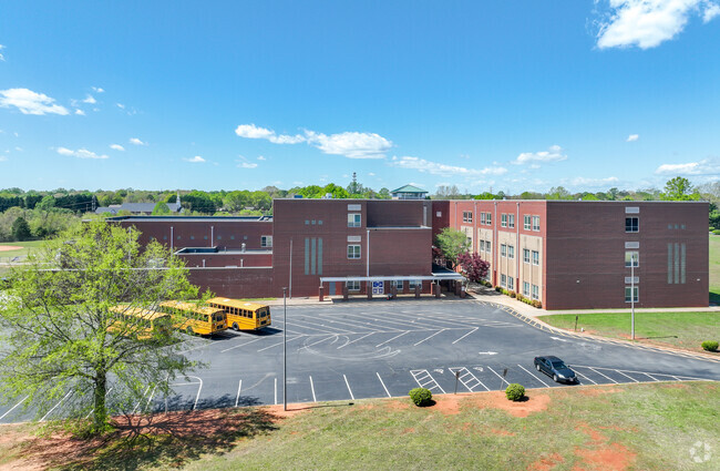 Northview Middle School is a public school located in Hickory, NC.