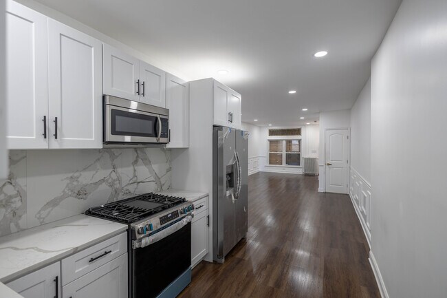 3205 E Monument St, Baltimore, MD 21205 - photo 5