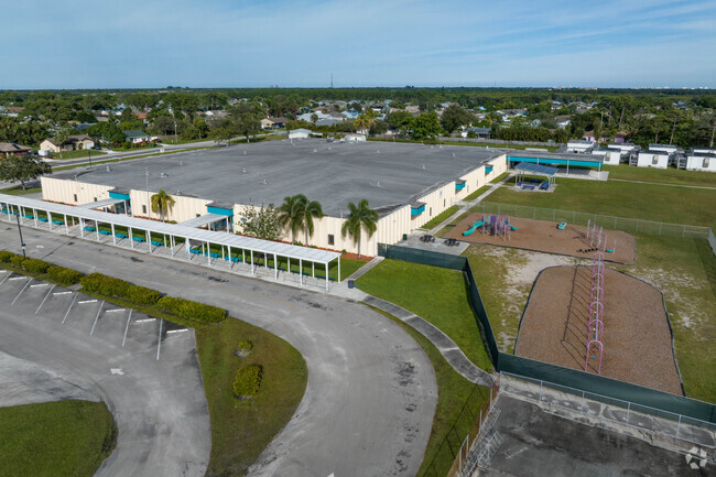 Floresta Elementary School is a part of the Saint Lucie School Distict.