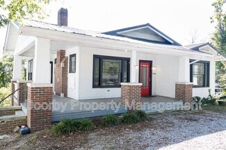 910 S Crest Dr Unit A, Chattanooga, TN 37404