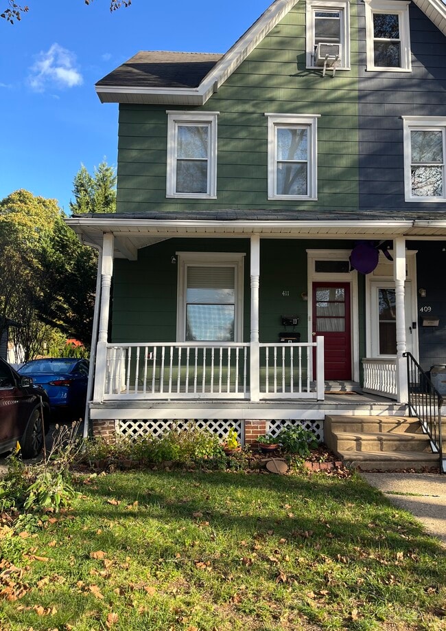 411 7th St Unit B -2nd floor, Riverton, NJ 08077