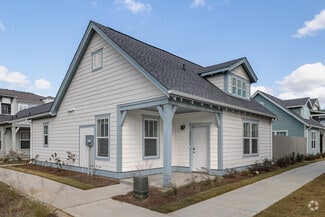 3001 Cypress Lake Rd, North Charleston, SC 29420