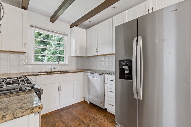 1982 Rena Cir SW, Atlanta, GA 30311 - photo 2