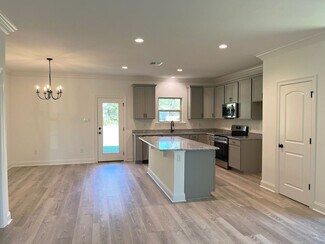 202 Braddish Ct, Lafayette, LA 70506