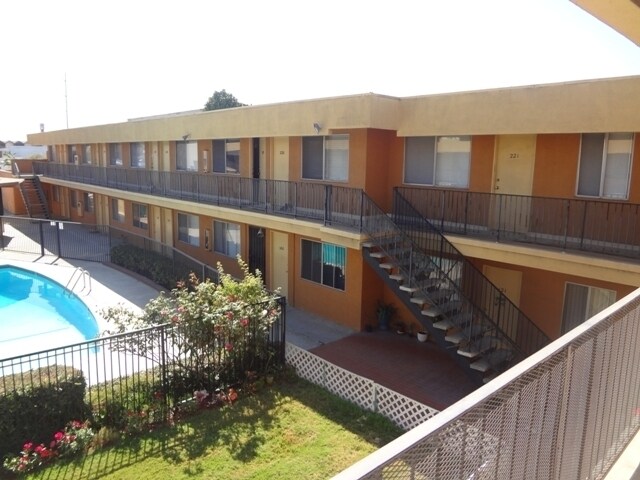 Marquis Apartments, Hawthorne, CA 90250 - photo 6