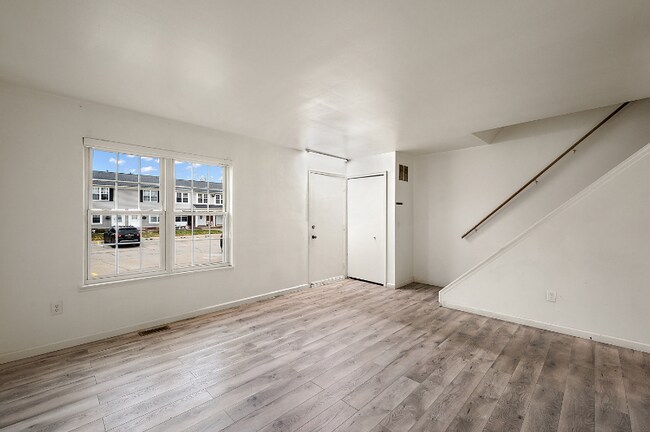 36702 Park Pl Dr, Sterling Heights, MI 48310 - photo 5