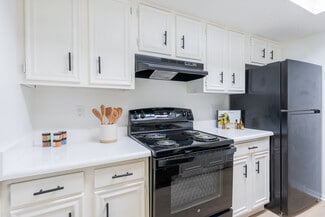 7800 Youree Dr, Shreveport, LA 71105