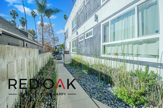 126 Catalina St unit 5, Los Angeles, CA 90004 - photo 3
