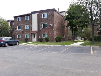 490 Pleasant Run Dr Unit 490-F, Wheeling, IL 60090
