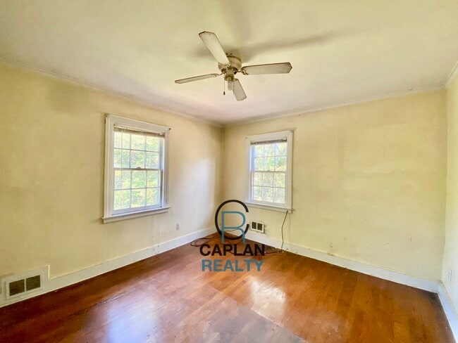 530 Bellevue Rd, New Haven, CT 06511 - photo 6