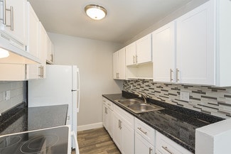 1520 Jamboree Dr, Colorado Springs, CO 80920