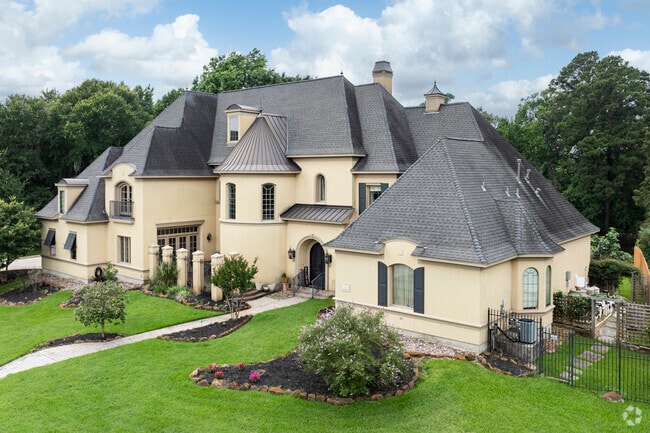 Opulent homes are located near the waters edge along the shores of Lake Houston in Kingwood.