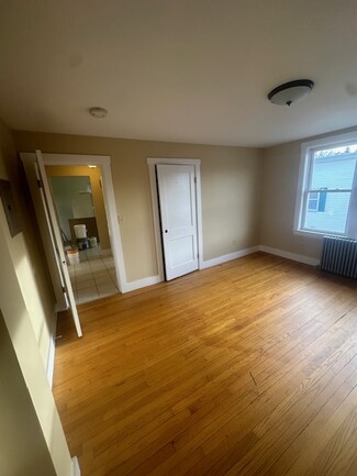 163 Islington St Unit 2, Portsmouth, NH 03801