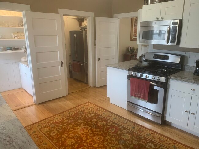 97 Lexington Ave unit 3, Cambridge, MA 02138 - photo 6