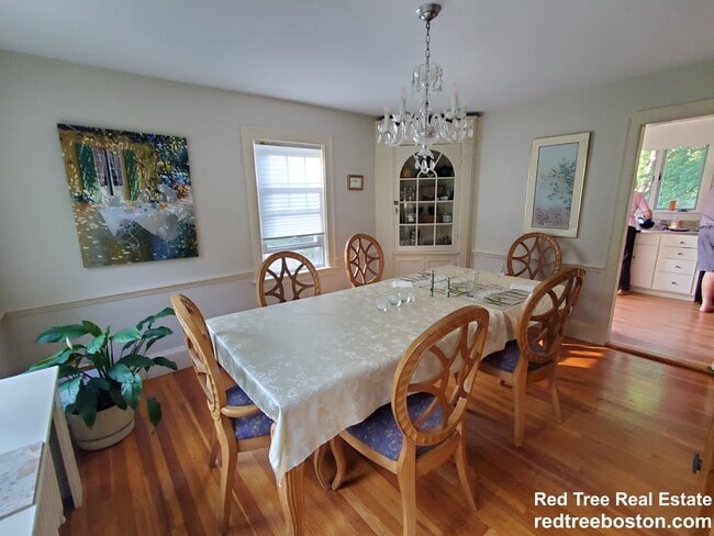 58 Longfellow Rd, Wellesley Hills, MA 02481 - photo 5