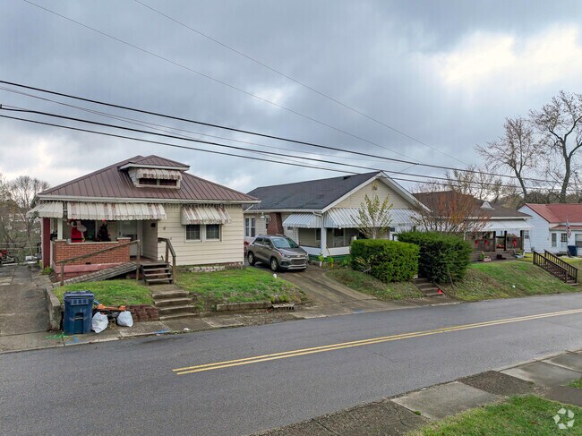 Whether your looking for a smaller home or a larger home Ironville has it all.