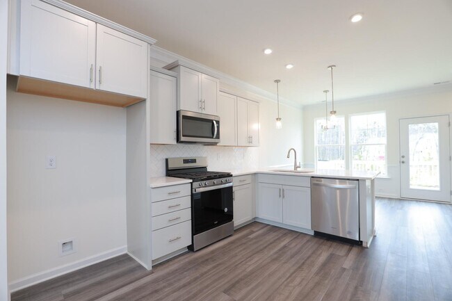 7861 Alexandria Dr, Chesterfield, VA 23832 - photo 5