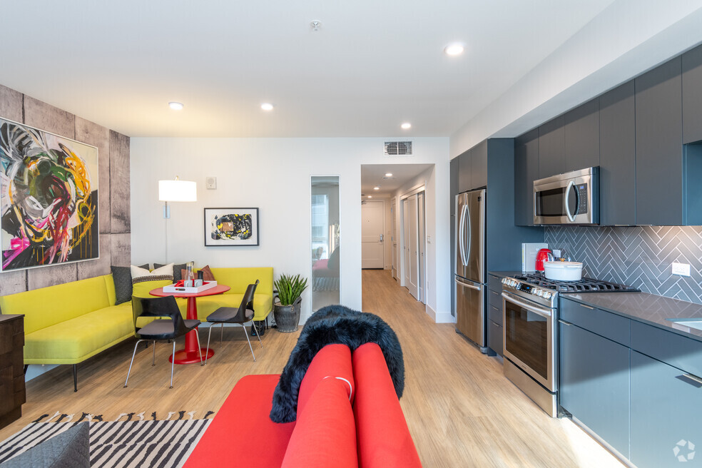 19th & Harrison, Oakland, CA 94612 - photo 1