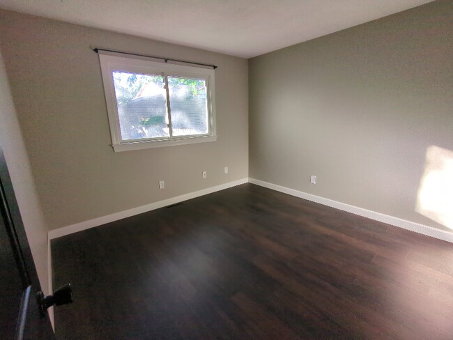 1776 Milldrum St, Union Grove, WI 53182 - photo 5