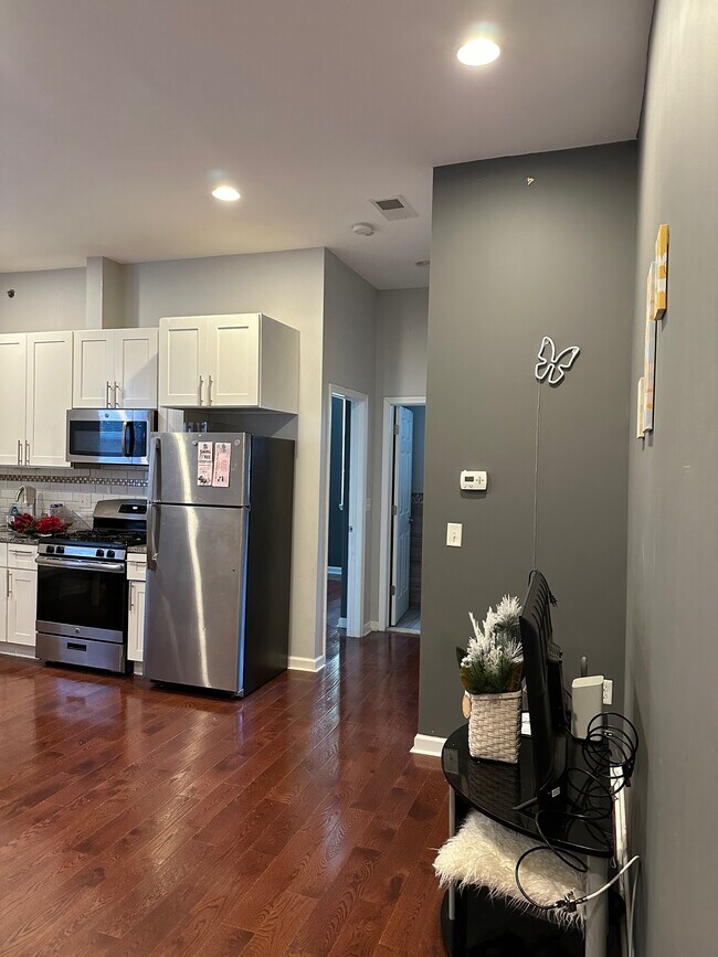 511 South St unit 3, Philadelphia, PA 19147 - photo 3