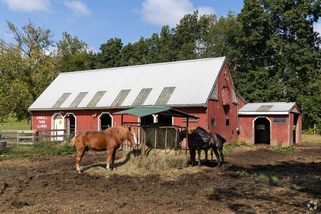 Kimball Farm provides a variety of agrotourism in the Rocks Village neighborhood.