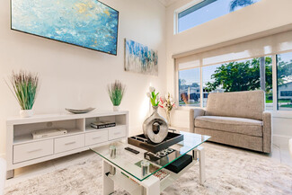 2541 NE 199th St Unit ID388258P, Miami, FL 33180