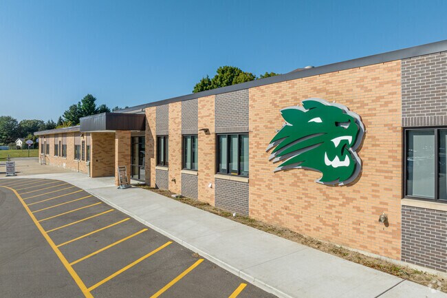 Welcome to Sandy Hill Elementary School, located in Jenison, Michigan!