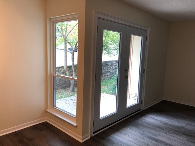515 Basswood Ave unit L112, Nashville, TN 37209 - photo 3
