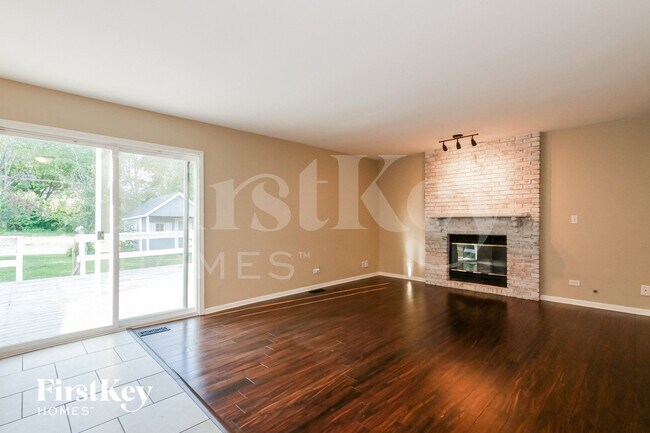 130 Kevin Ln, Oswego, IL 60543 - photo 6