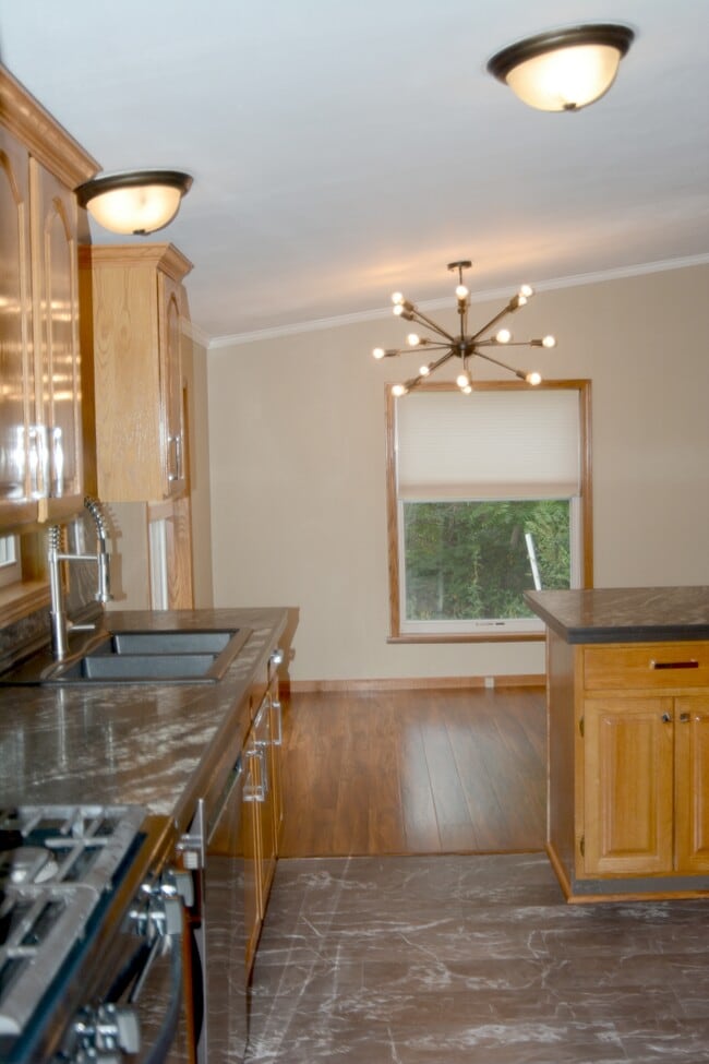 2368 W 148th St S, Mitchellville, IA 50169 - photo 2