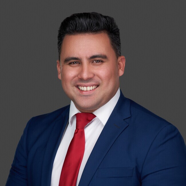 Agent Photo