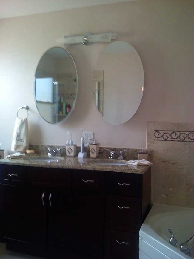 2539 W Lunt Ave unit 1, Chicago, IL 60645 - photo 6