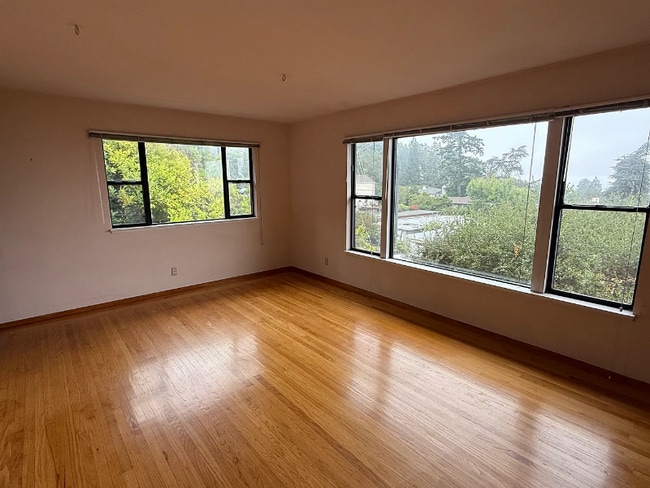 1375 Grizzly Peak Blvd, Berkeley, CA 94708 - photo 3