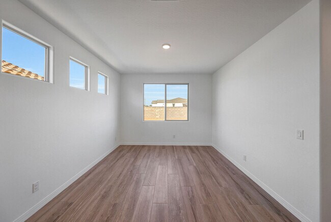 28886 N 174th Ln, Surprise, AZ 85387 - photo 5