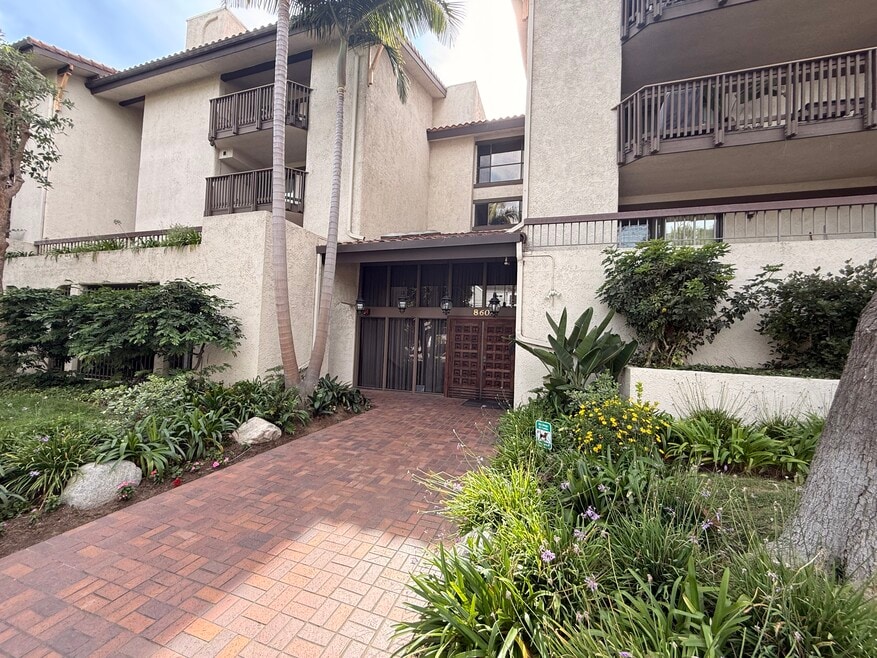 8601 Falmouth Ave unit Falmouth, Playa Del Rey, CA 90293 - photo 1