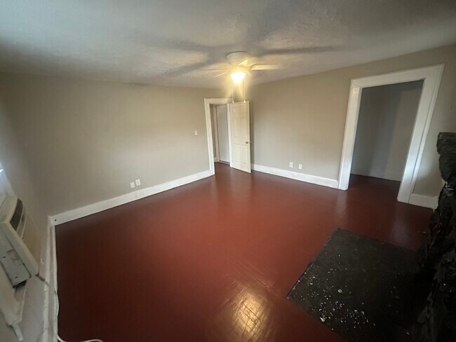 342 Holmes St unit 4, Frankfort, KY 40601 - photo 5