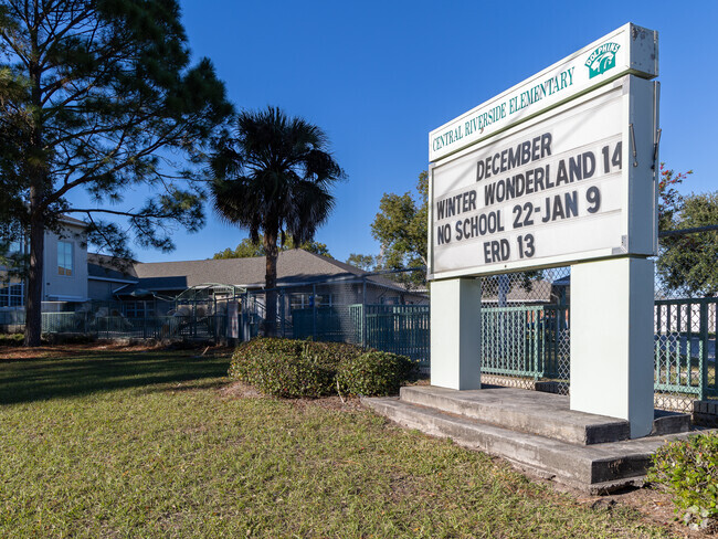 A pylon sign keeps parents updated about the Central Riverside Elementary School community.
