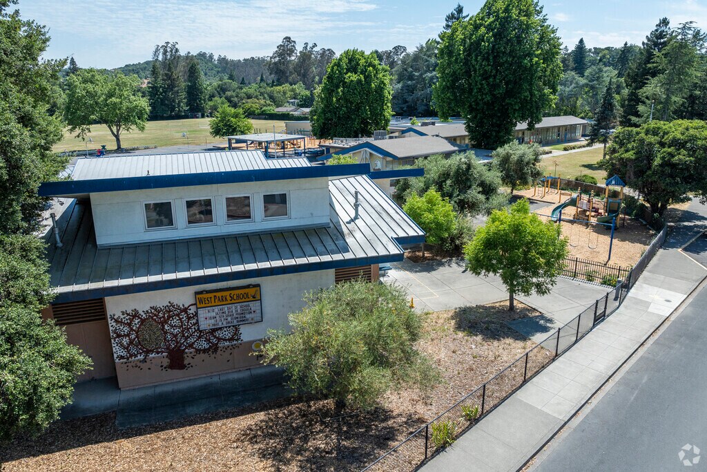West Park Elementary School is a public elementary school.