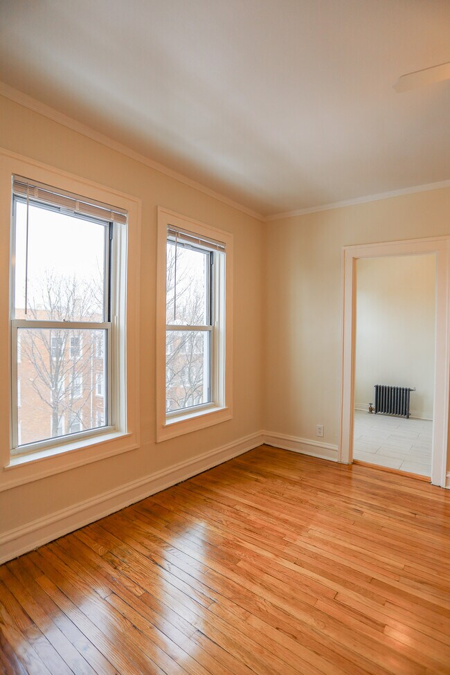 5011 N Damen Ave unit 9, Chicago, IL 60625 - photo 5