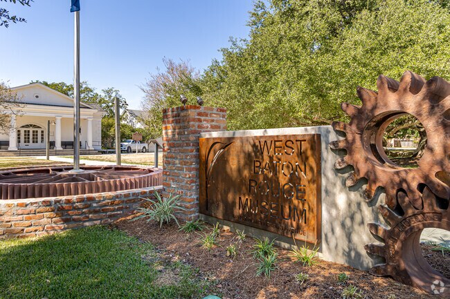 The West Baton Rouge Museum in Port Allen has rotating exhibits and kid-friendly events.