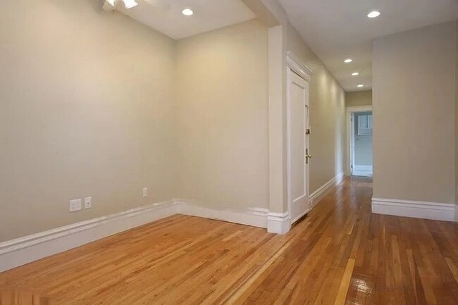 64 Charlesgate E unit 42, Boston, MA 02215 - photo 3