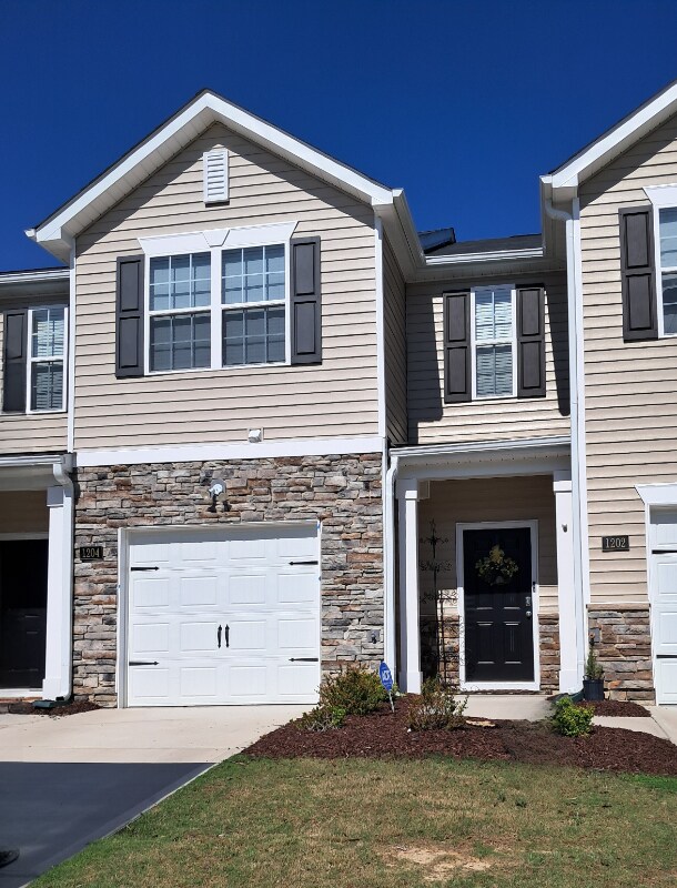 1204 Gracie Ln, Carthage, NC 28327 - photo 1