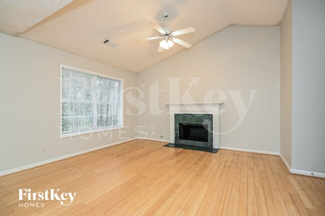 1049 Megan Ct, Sugar Hill, GA 30518 - photo 2