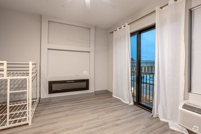 Apartments on Main, Davenport, IA 52801 - photo 3