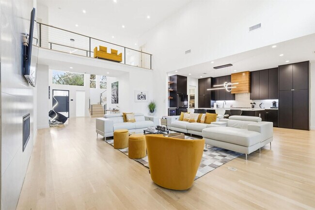 3714 Highgrove Dr unit ID1353128P, Dallas, TX 75220 - photo 5