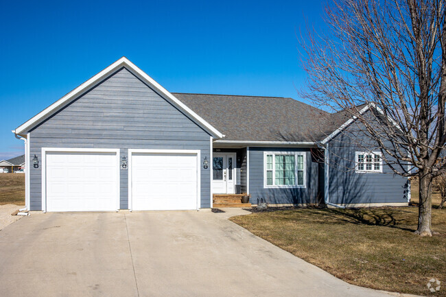 New-construction ranches can be found around the edges of Panora.