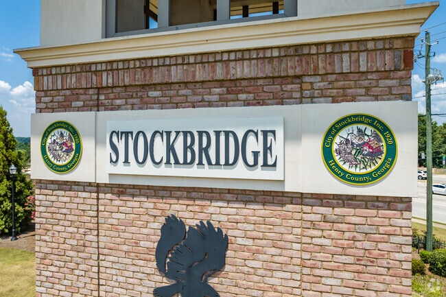 The Stockbridge sign is featured on a brick tower as you are entering the neighborhood.