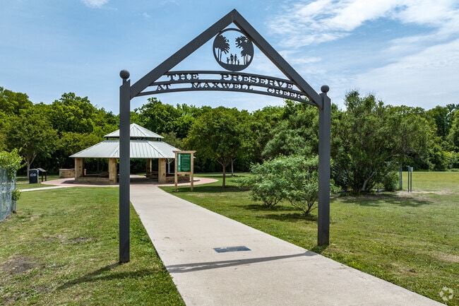 The Preserve at Maxwell Creek Trails is the best kept secret in Murphy.