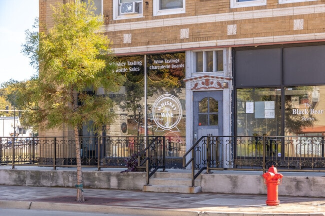 Downtown Algonquin has fun wine and bourbon bars to visit right near Cornish Park.