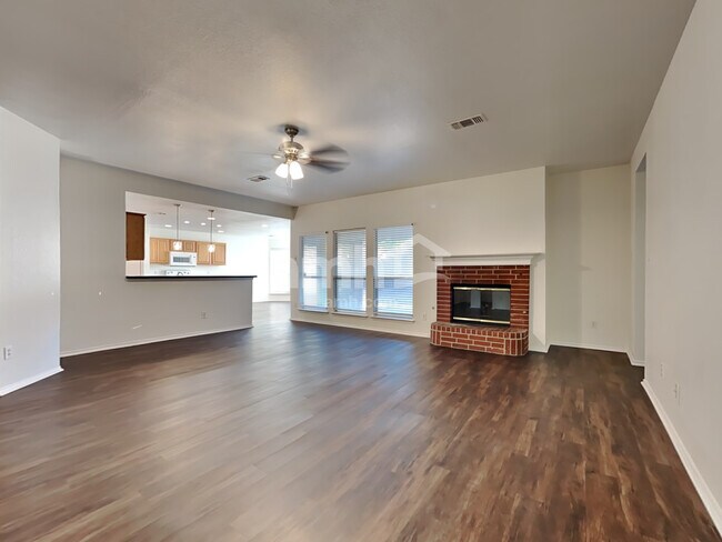 7307 Fossil Garden Dr, Arlington, TX 76002 - photo 5